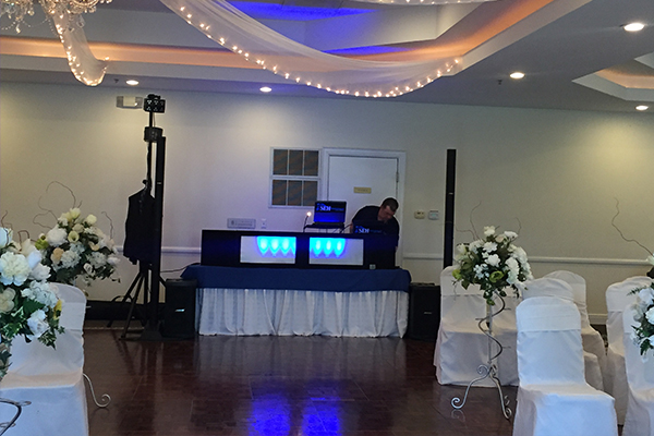 DJs for weddings event setup